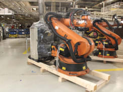 FANUC & KUKA Industrial Robots from a Czech Car Manufacturer - no minimum prices!