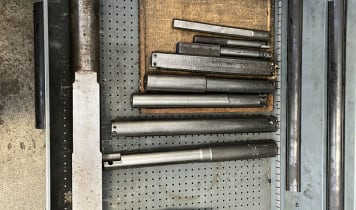 Lot turning tool holders Lot turning tool holders