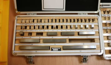 HOLEX Gauge block box HOLEX Gauge block box