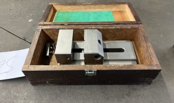 TRAUB Machine vice TRAUB Machine vice
