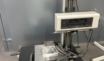 MITUTOYO 700102 Roughness measuring device MITUTOYO 700102 Roughness measuring device