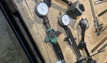 Lot dial gauges Lot dial gauges