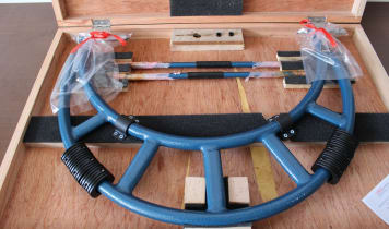 FREUTEK SDM0034 Outside Micrometers with Interchangeable Anvils 400-500 X 0,01 mm FREUTEK SDM0034 Outside Micrometers with Interchangeable Anvils 400-500 X 0,01 mm