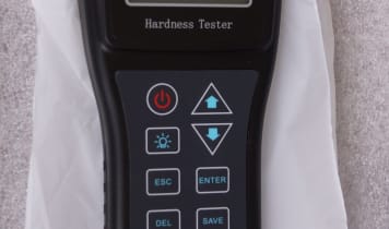 FREUTEK STR0003 Portable hardness tester FREUTEK STR0003 Portable hardness tester