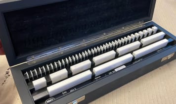 MAHR ceramic gauge block box MAHR ceramic gauge block box