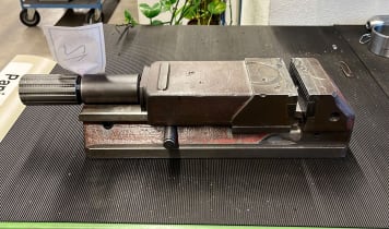 Machine vice Machine vice