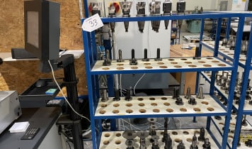 Tool holder incl. tools