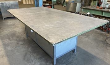 Workbench without contents