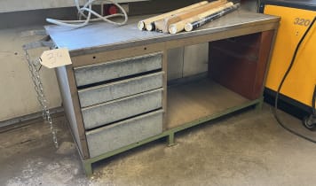 Workbench with contents