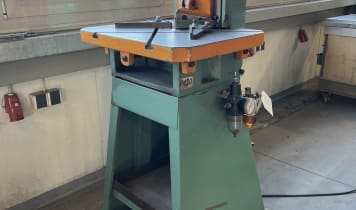 COMACA Notching machine