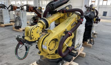FANUC R-2000iB/210F Industrial Robot
