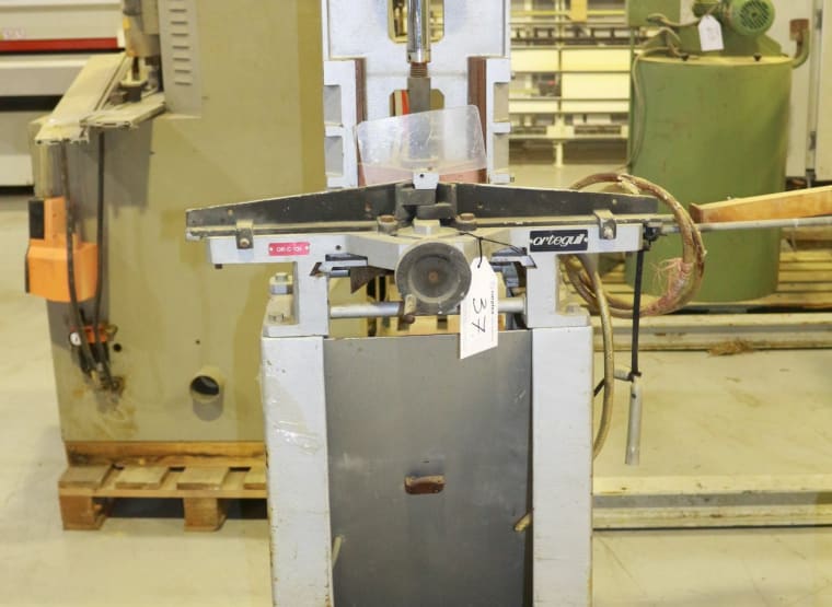 ORTEGUIL OR C 100 Pneumatic Guillotine