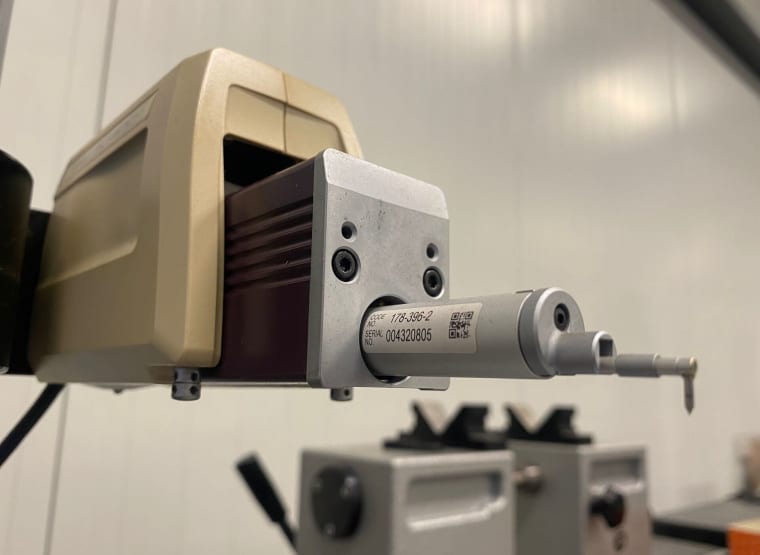 MITUTOYO SJ400 Portable Surface Roughness Tester buy used