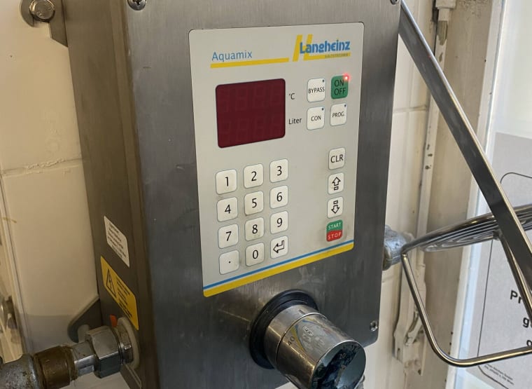 LANGHEINZ KÄLTETECHNIK AQUAMIX 120 Semi-automatic water mixing and metering unit with manual feed