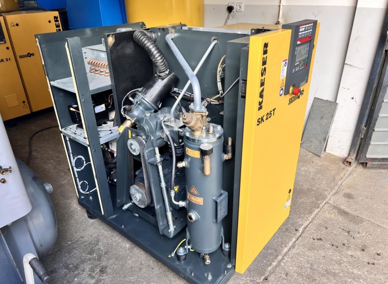 KAESER SK 25 T Screw Compressor with Integrated Air Dryer