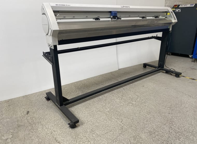 ROLAND GX640 CAMM1 Pro Vinyl Cutting Machine buy used