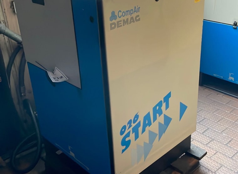 Skrutkový kompresor COMPAIR START-026