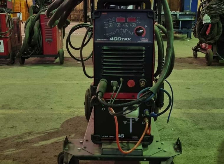 LINCOLN ELECTRIC 400 TPX Welding machine