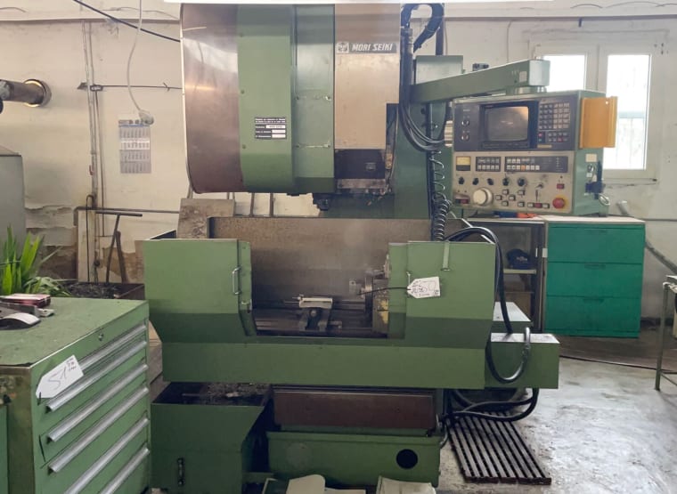 Dikey İşleme Merkezi MORI SEIKI MV-JUNIOR