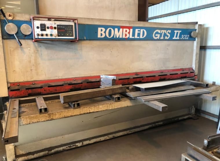 BOMBLED GTS II 3012 Cisaille guillotine