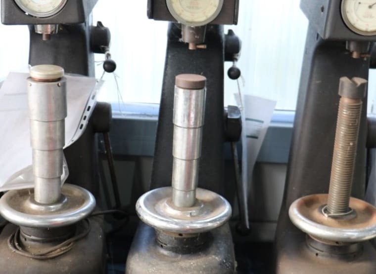 Máquina de prueba STOKVIS 4 MD