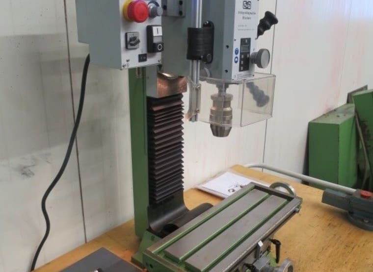 UWM BF 20 Vario Drilling and milling machine
