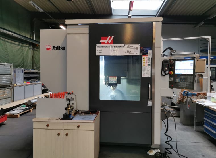 HAAS UMC-750 SS Universal Machining Center