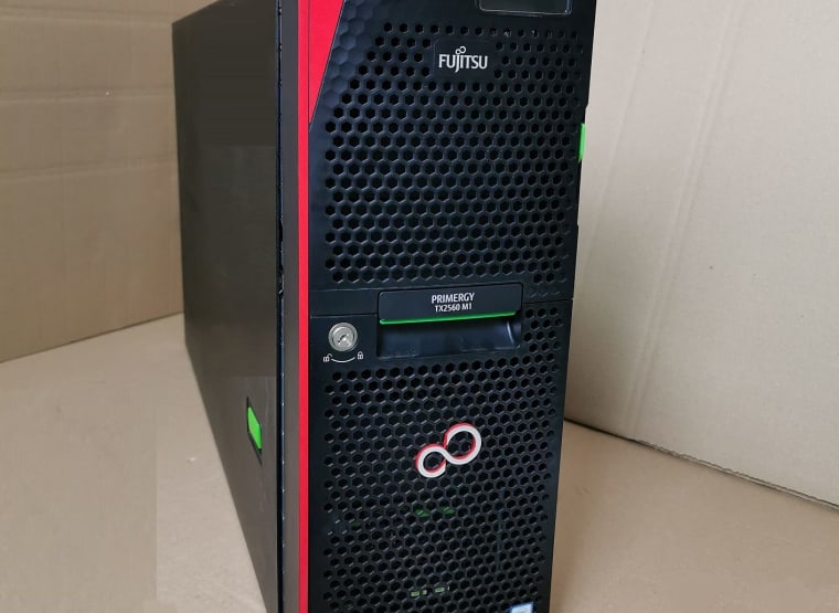 FUITSU SIEMENS Primergy - TX2560/RX2560 M1 Server System
