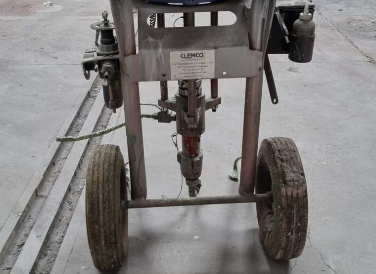 GRACO King XL70180 Painting machine buy used