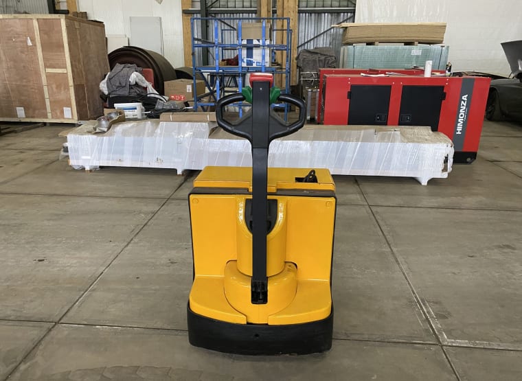 JUNGHEINRICH Electric pallet truck ikinci el