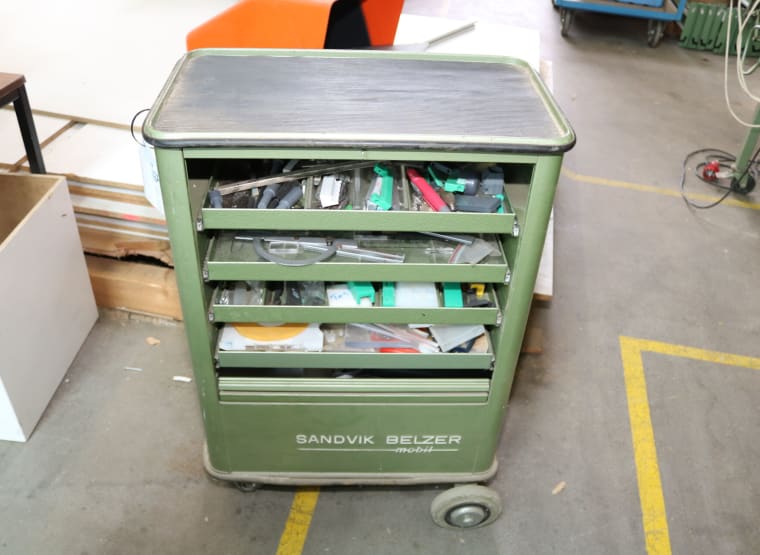 uitgehongerd effect Blijkbaar ▷ SANDVIK BELZER Workshop trolley with contents: buy used