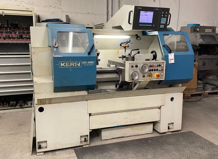DMT CD 320 Cycle Controlled Lathe