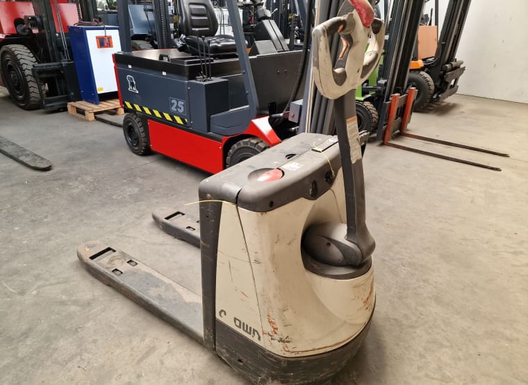 WP 2300 Electric Pallet truck