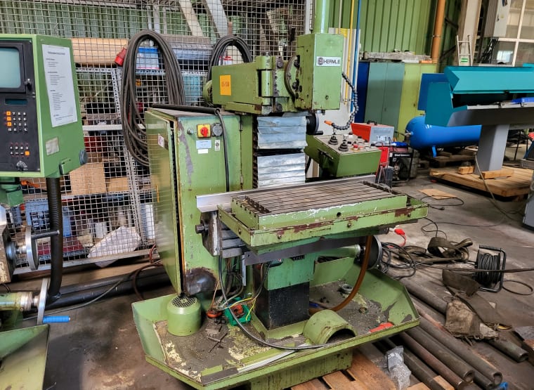 Fresadora universal HERMLE UWF 700