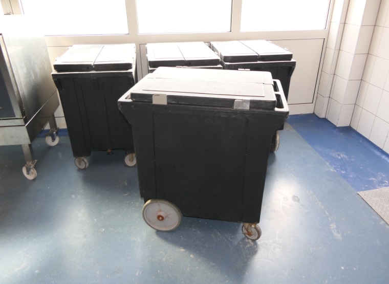 CARLISE Ice Caddy Plastic Ice Cart, 4 Pcs.