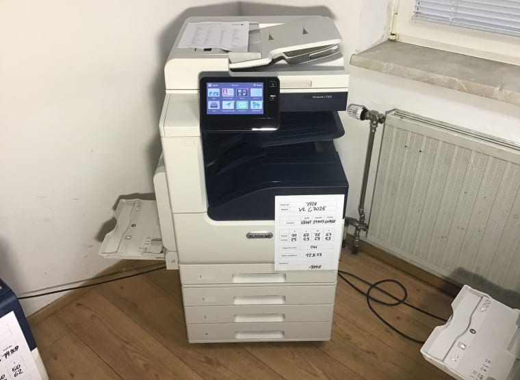 XEROX VersaLink C7025 Office printer
