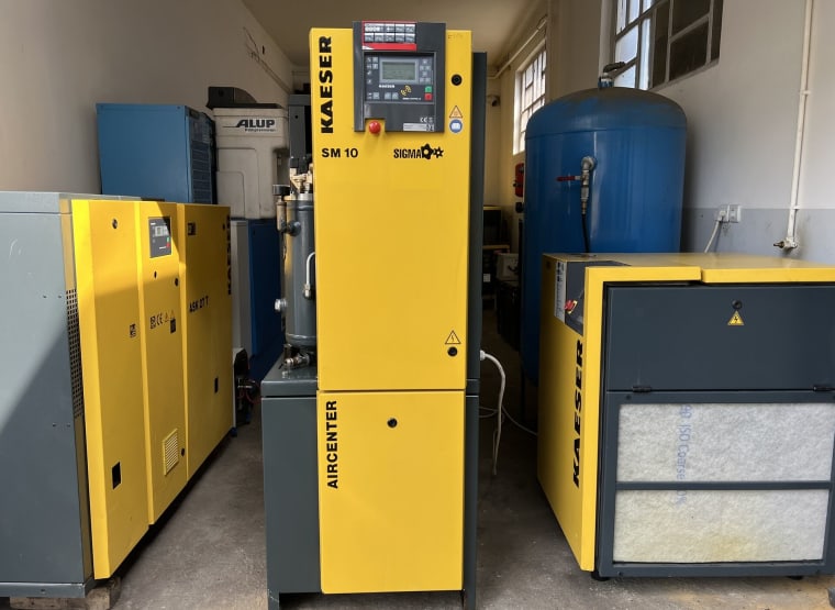 KAESER AIRCENTER SM 10 Screw Compressor with Integrated Air Dryer and Air Receiver