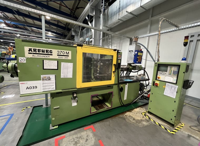 ARBURG 370M 1000-250 Injection moulding machine