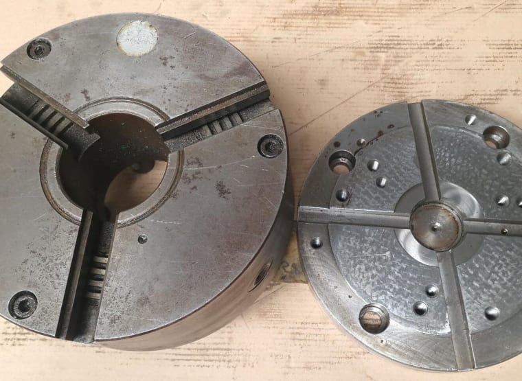 3 Backenfutter clamping devices