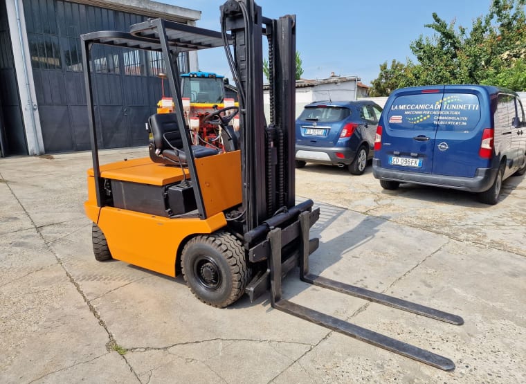 STILL EFG 2.0/6002 Electric forklift