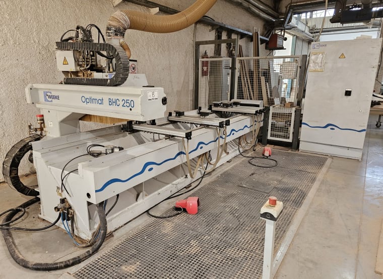 Obrábacie centrumWEEKE OPTIMAT BHC 250 CNC