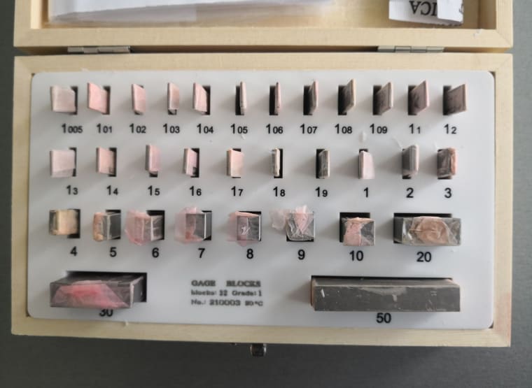 FREUTEK SDM0011 32x Set of Parallel Flat Gauge Blocks buy used