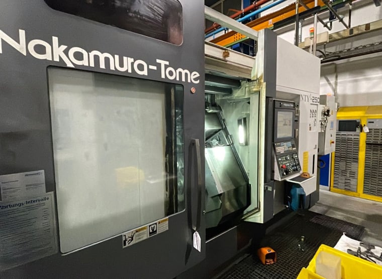NAKAMURATOME NTY3250 DoppelspindelPräzisionsdrehzentrum