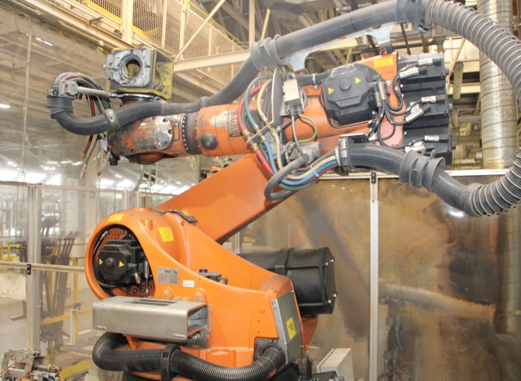 Робот VKR 240 R2700 наKUKA за индустриални роботи