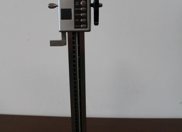 FREUTEK SDM0021 Digital Height Gauges - Stainless Steel Hand wheel 0-300mm x 0,01