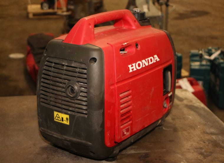 HONDA EU22I power generator: kup używaną
