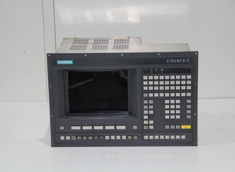 SIEMENS 6FC3985-7AU30 Sinumerik 880 control panel - monitor