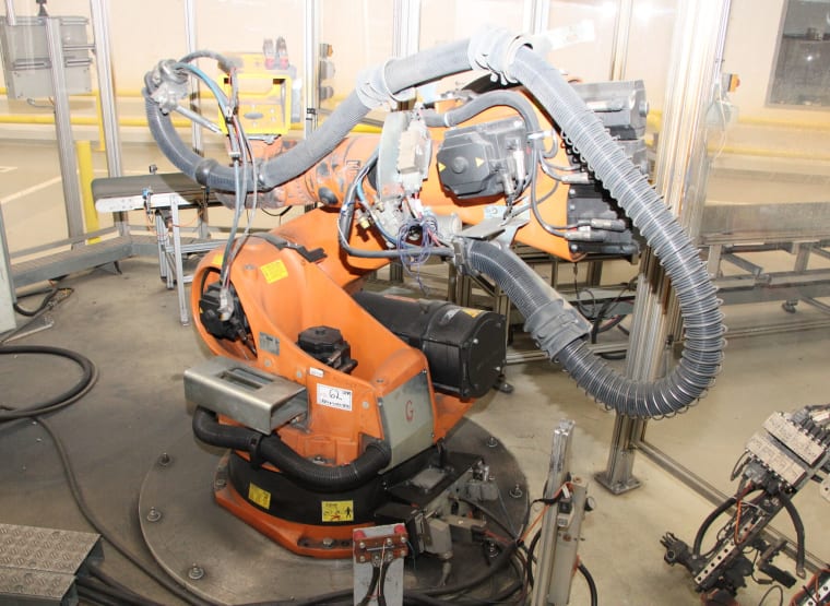 KUKA VKR 210 R2700 Endüstriyel robot