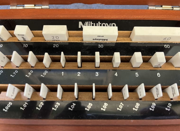 MITUTOYO Gauge block box покупайте б/у