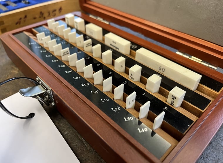 MITUTOYO Gauge block box покупайте б/у